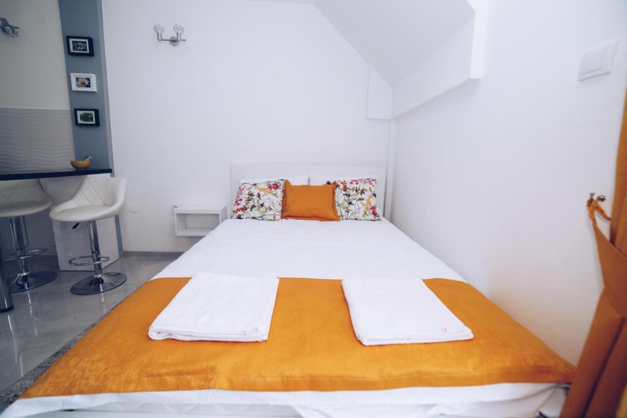 Duga Apartmani Kragujevac Esterno foto
