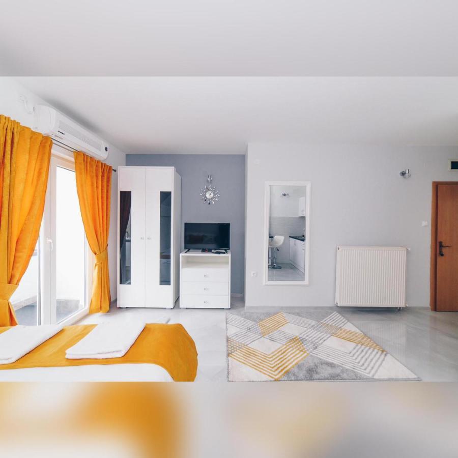 Duga Apartmani Kragujevac Esterno foto