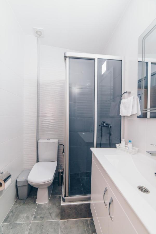 Duga Apartmani Kragujevac Esterno foto
